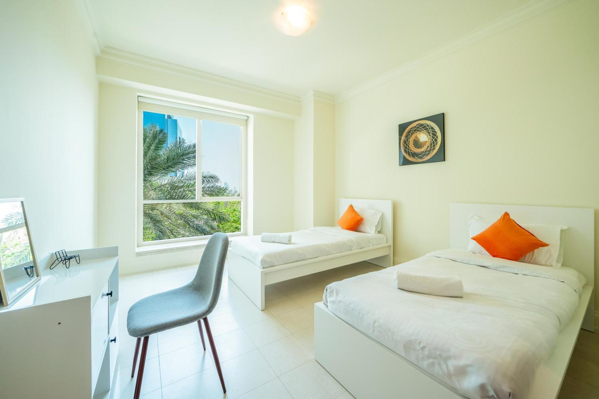 Quickstay Homes -2br At Al Mesk Tower Marina Apartment Dubai