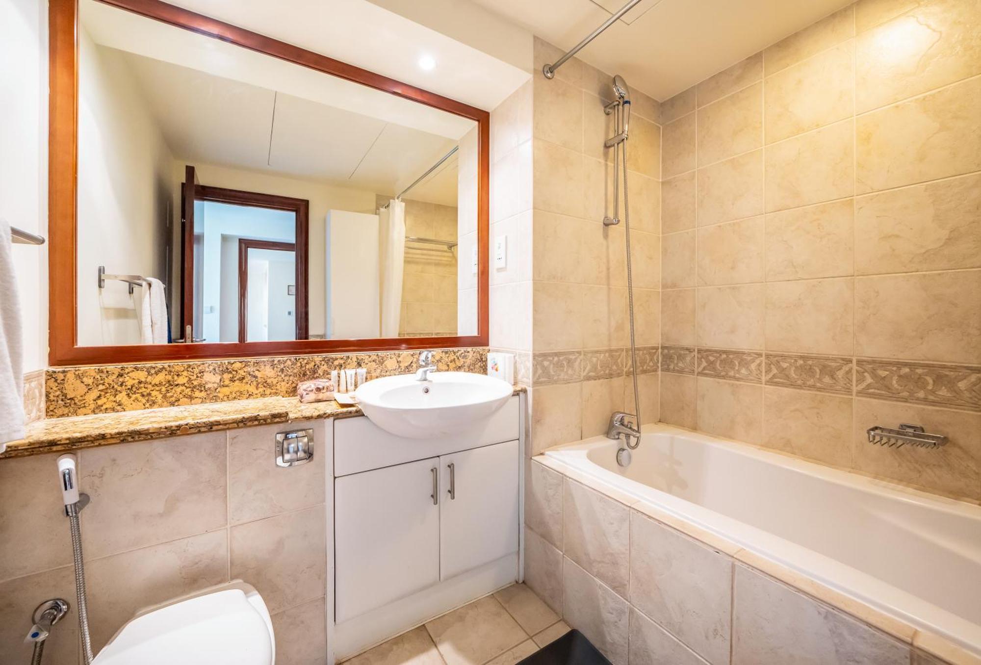 Apartment Quickstay Homes -2br At Al Mesk Tower Marina