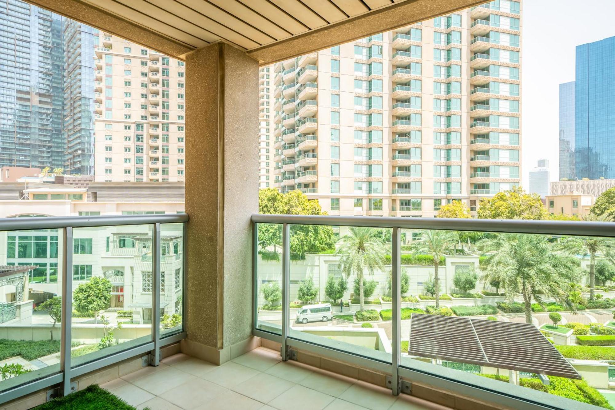 Quickstay Homes -2br At Al Mesk Tower Marina *