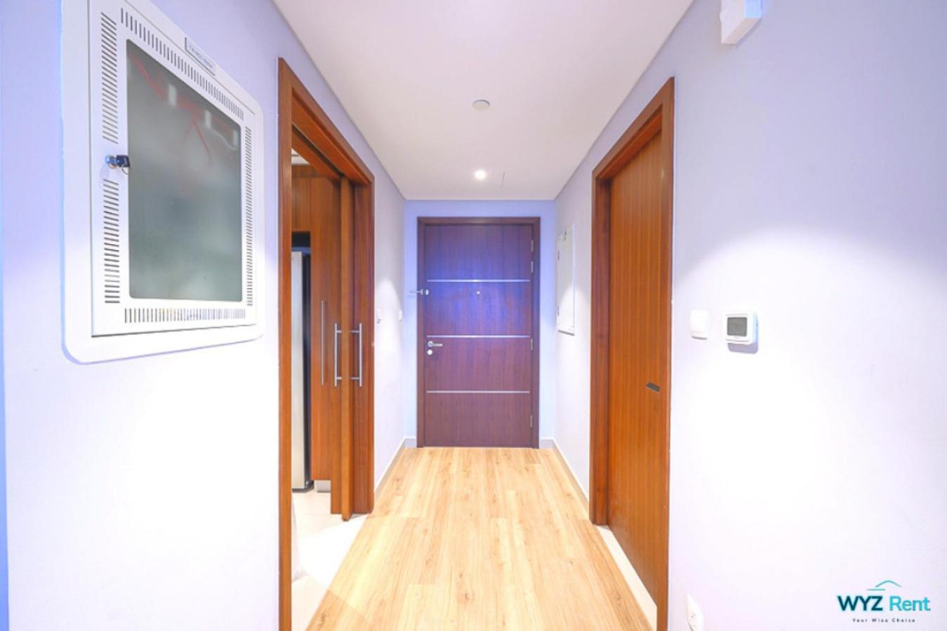 Spectacular 3 & Half Br In Downtown ,burj Khalifa View Apartment