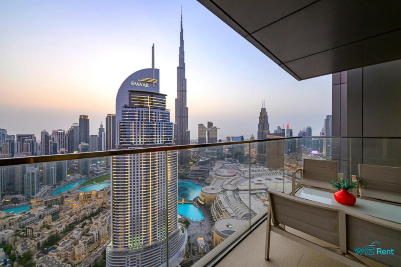Spectacular 3 & Half Br In Downtown ,burj Khalifa View Apartment *