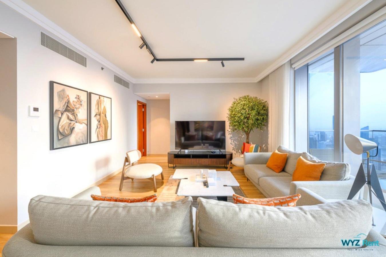 Spectacular 3 & Half Br In Downtown ,burj Khalifa View Dubai