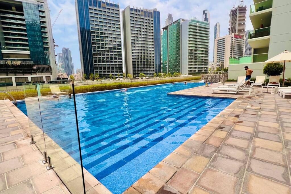 Gorgeous 2br With Full Burj Khalifa View, 5 Mins From Mall Apartment Dubai