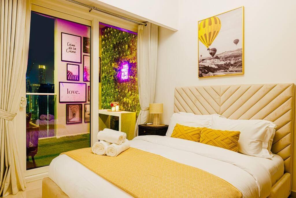 Gorgeous 2br With Full Burj Khalifa View, 5 Mins From Mall Apartment
