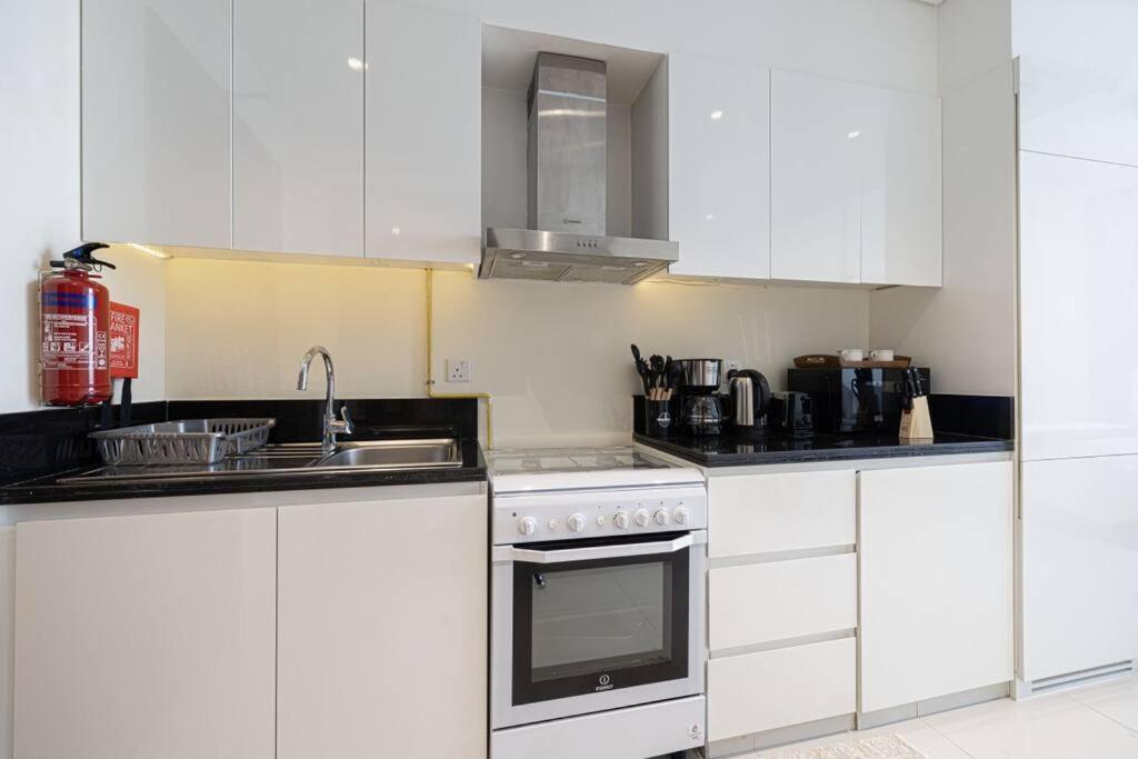 Holiday home Lux In Damac Hills *