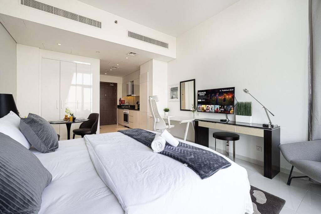 Lux In Damac Hills *