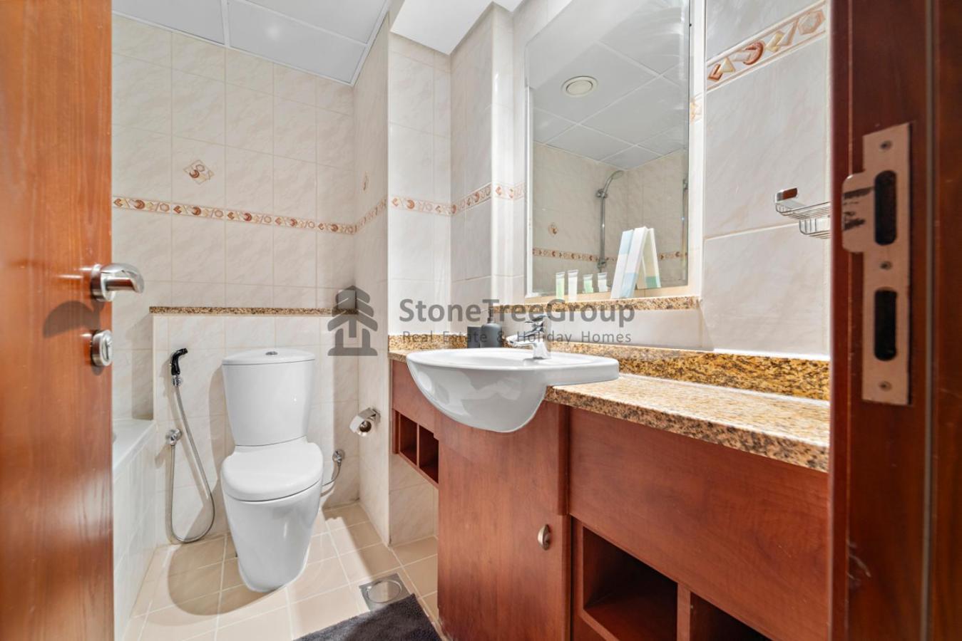 Apartment 214 Terrace