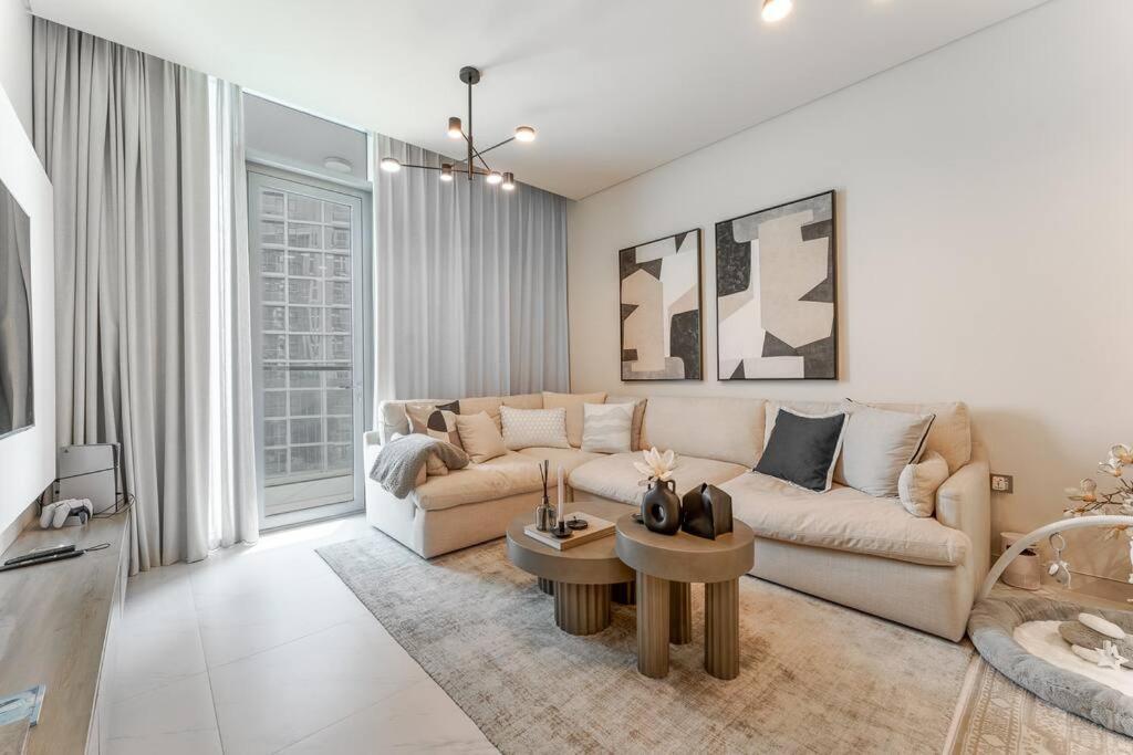 Apartment One Bedroom At District One Residences