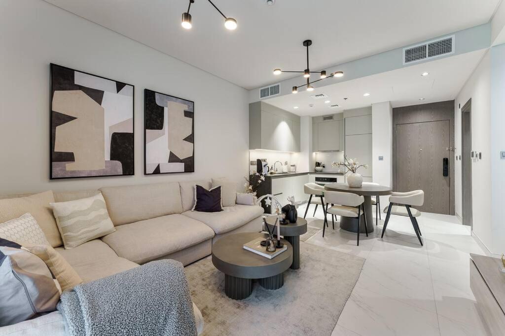 One Bedroom At District One Residences *