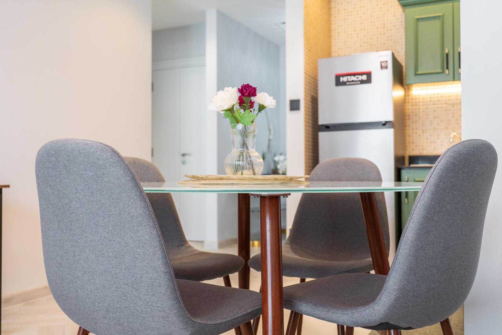 Apartment Simple Yet Special 1 Bed For 2 In Mayfair Tower Business Bay Dubai