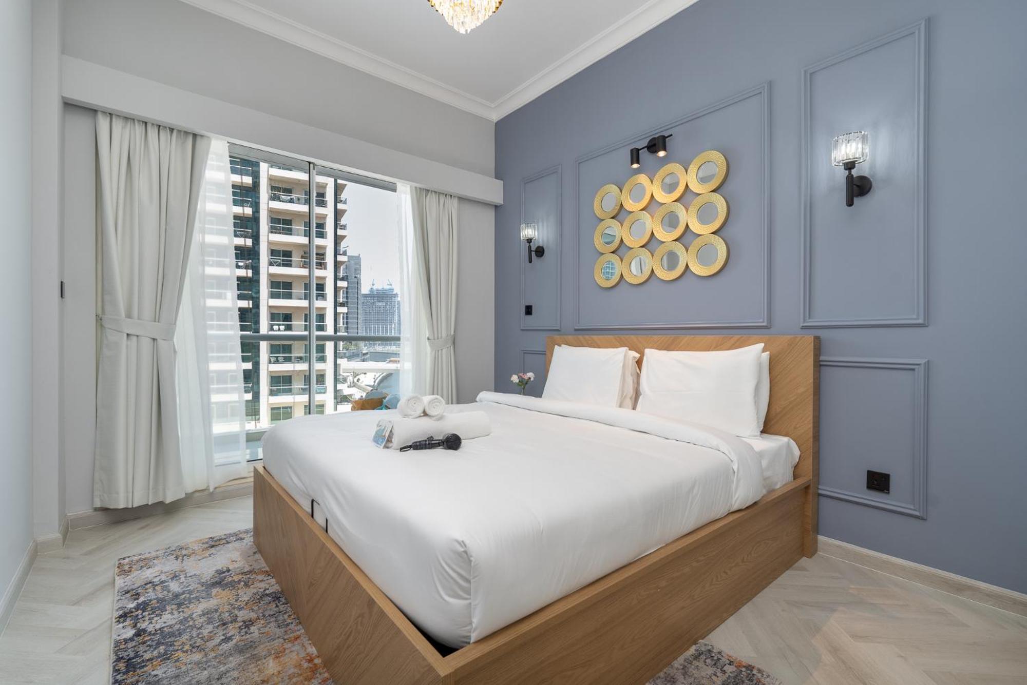 Simple Yet Special 1 Bed For 2 In Mayfair Tower Business Bay Apartment *
