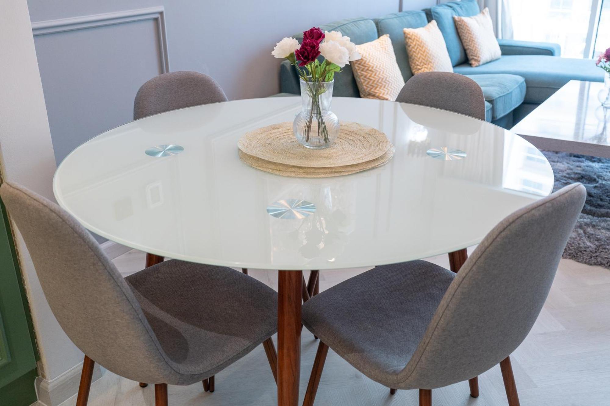 Simple Yet Special 1 Bed For 2 In Mayfair Tower Business Bay *