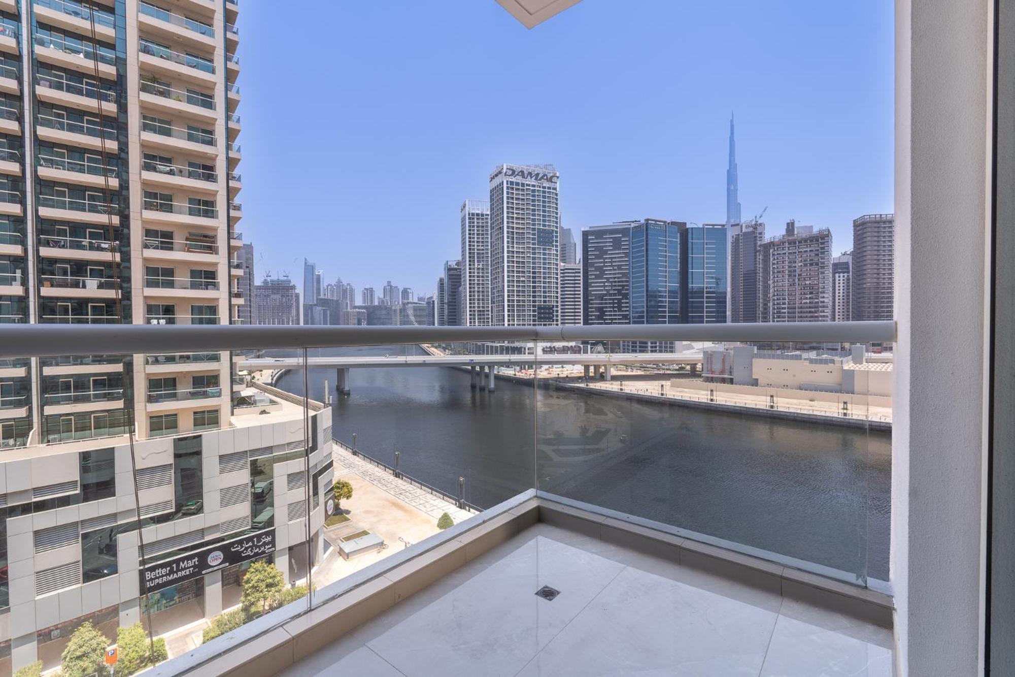 Simple Yet Special 1 Bed For 2 In Mayfair Tower Business Bay Dubai