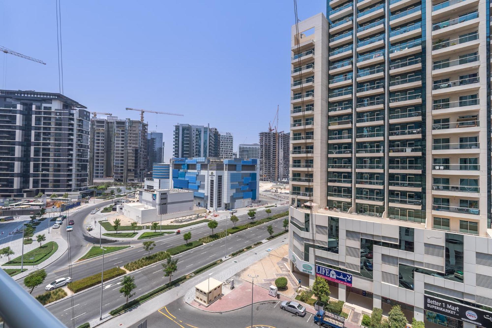 Simple Yet Special 1 Bed For 2 In Mayfair Tower Business Bay * Dubai