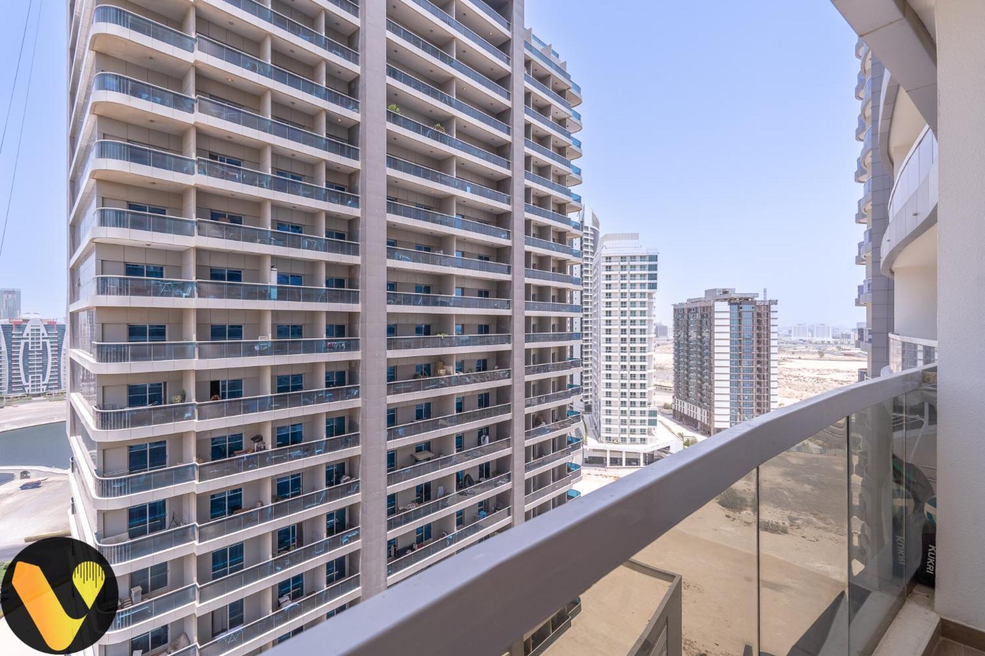Vogue At Hera Tower Sports Apartment Dubai
