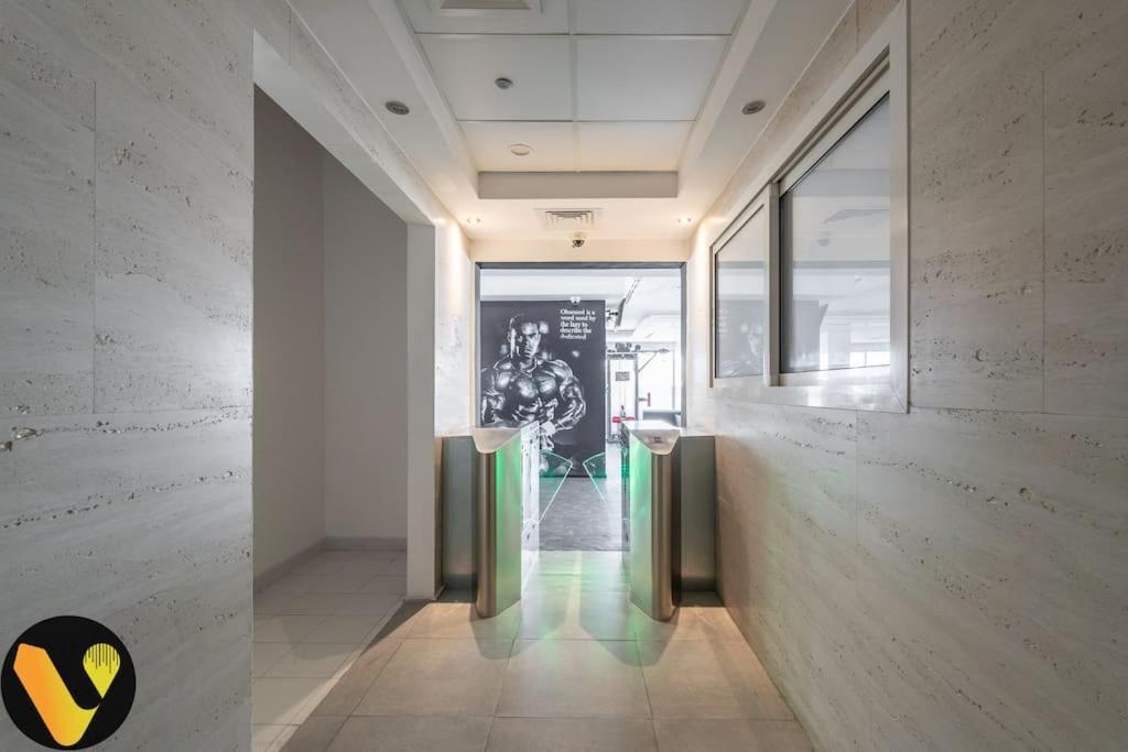 Vogue At Hera Tower Sports Apartment Dubai
