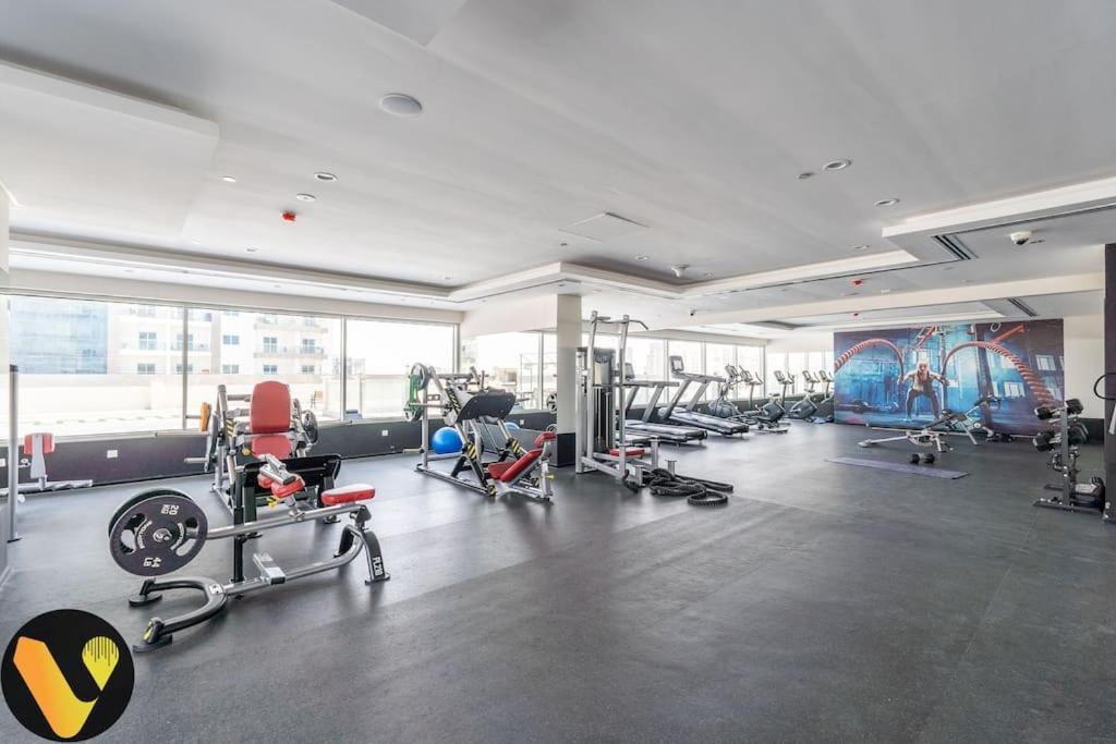 Vogue At Hera Tower Sports *