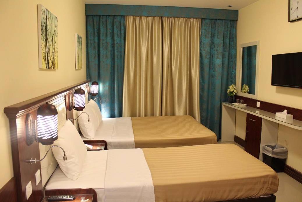 Mariana Hotel