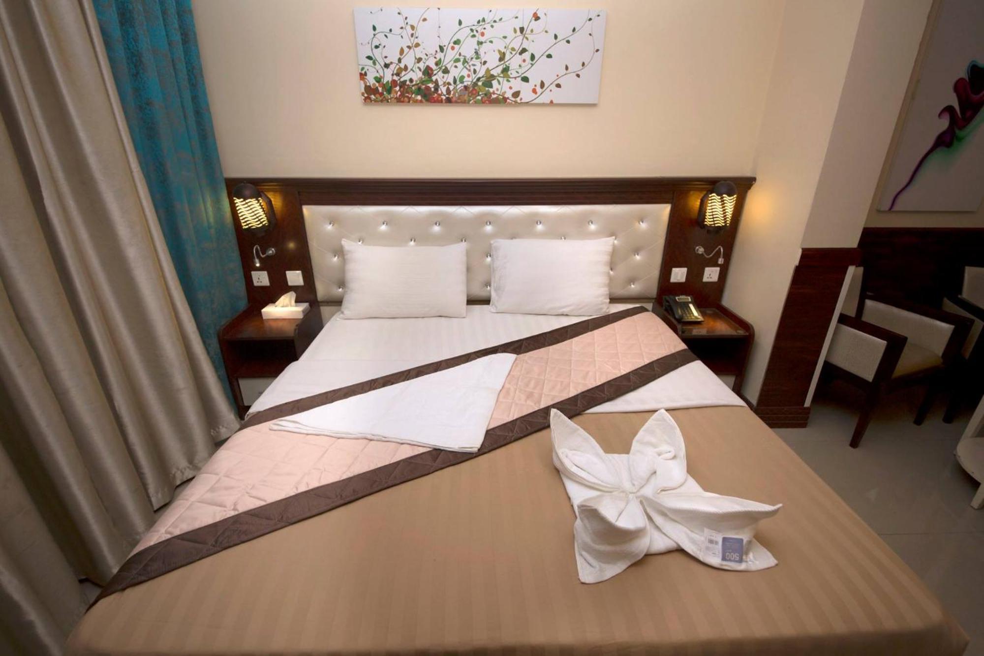 Mariana Hotel