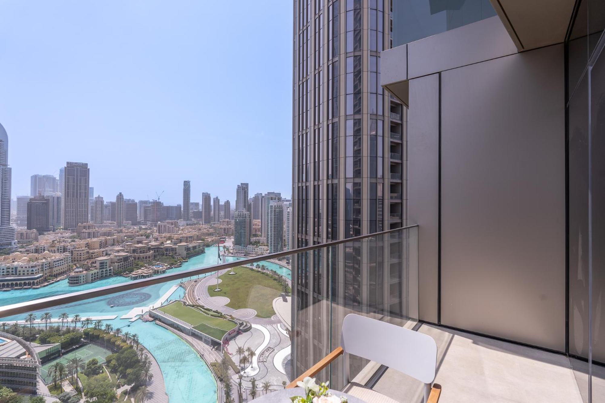 Apartment Address Residences Opera - Burj Khalifa Views 2 & 3-bedroom 1 Minute Walk To Burj Khalifa, Mall, Fountain By Heaven Crest Dubai
