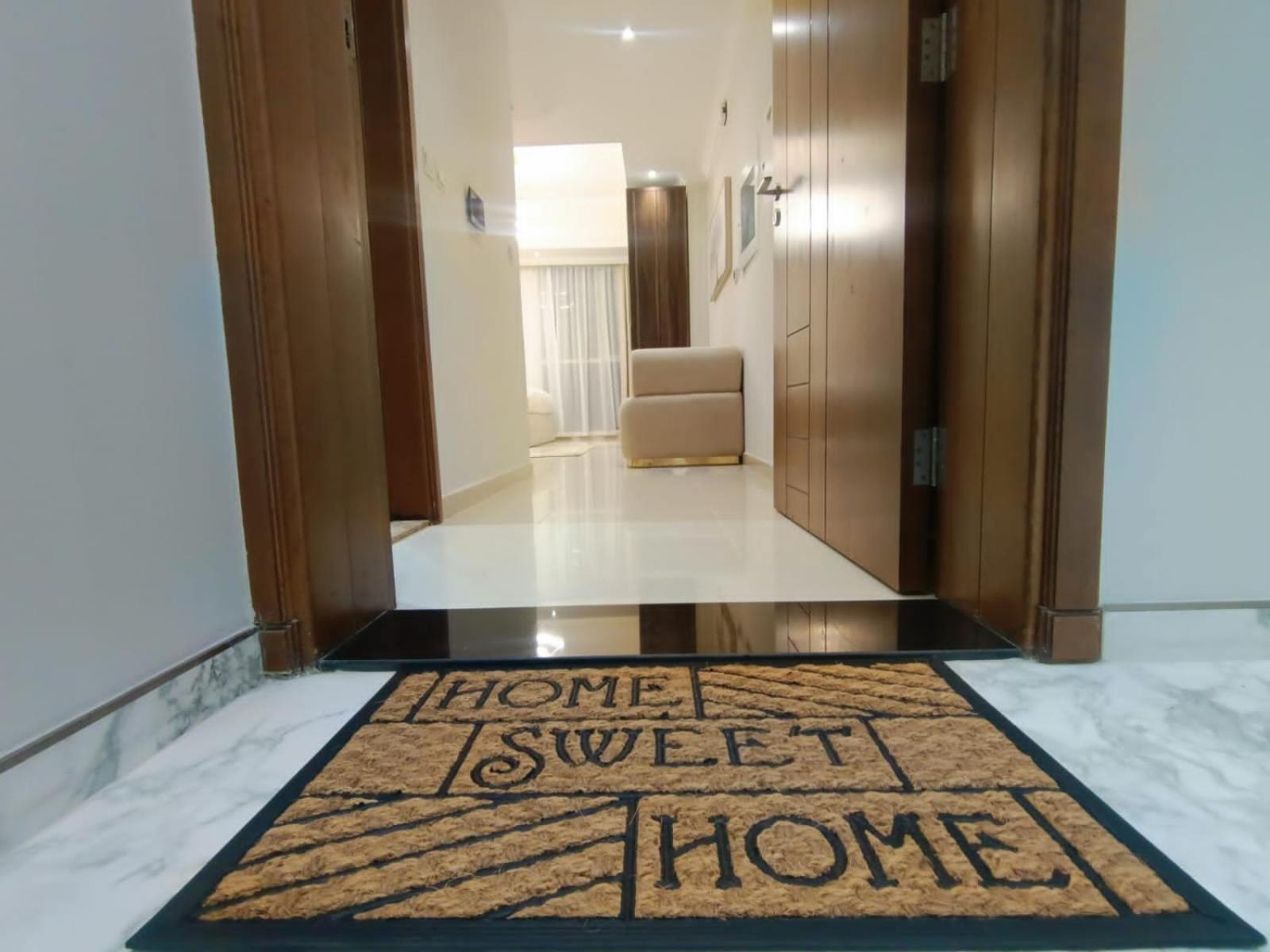 Dunya Tower 2 Downtown Burj Khalifa Street Kings * Dubai
