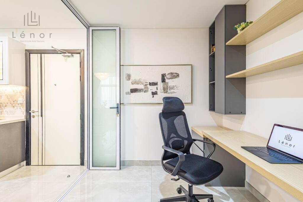 Luxe 2 Bedroom With Private Office Dubai