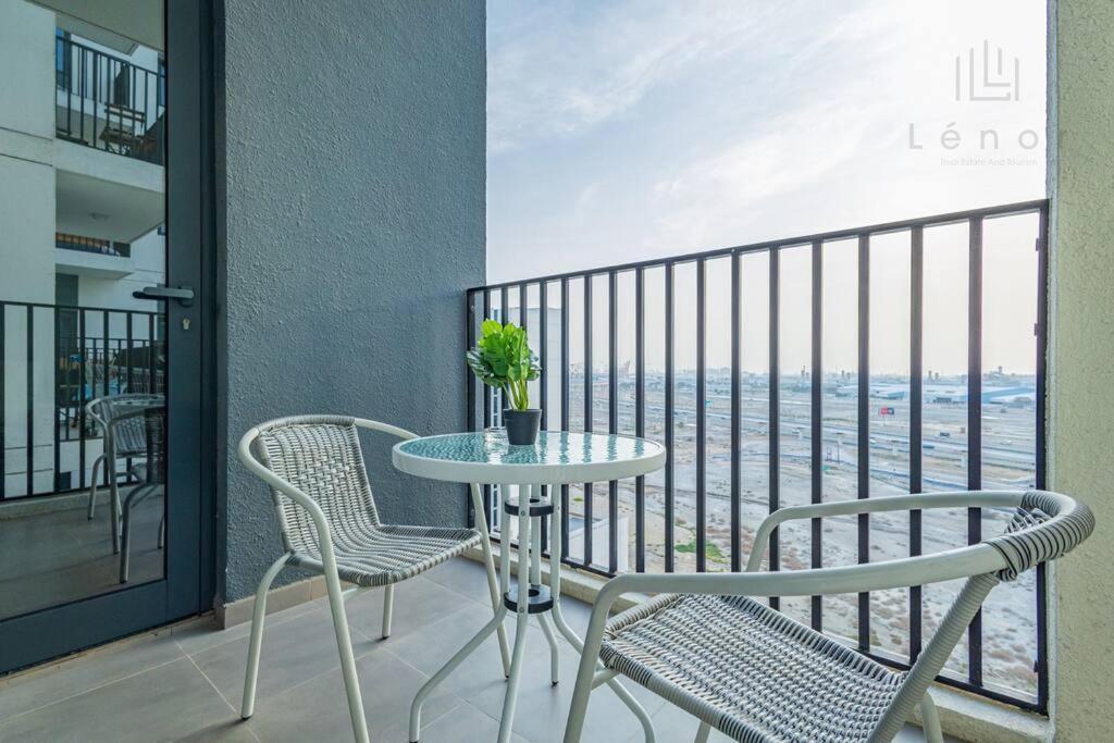 Sleek 2br With Cycling Paths *