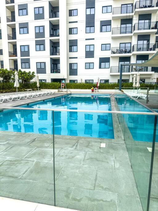 Sleek 2br With Cycling Paths Apartment