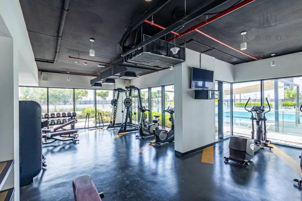 Sleek 2br With Cycling Paths * Dubai