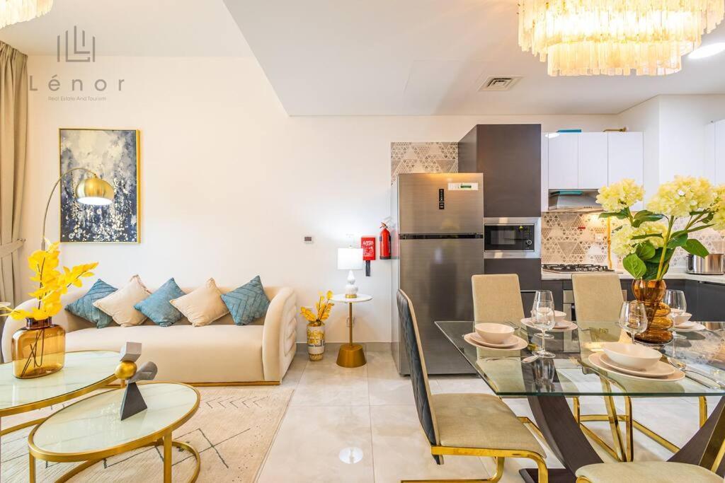 Luxe 2 Bedroom With Private Office Apartment Dubai