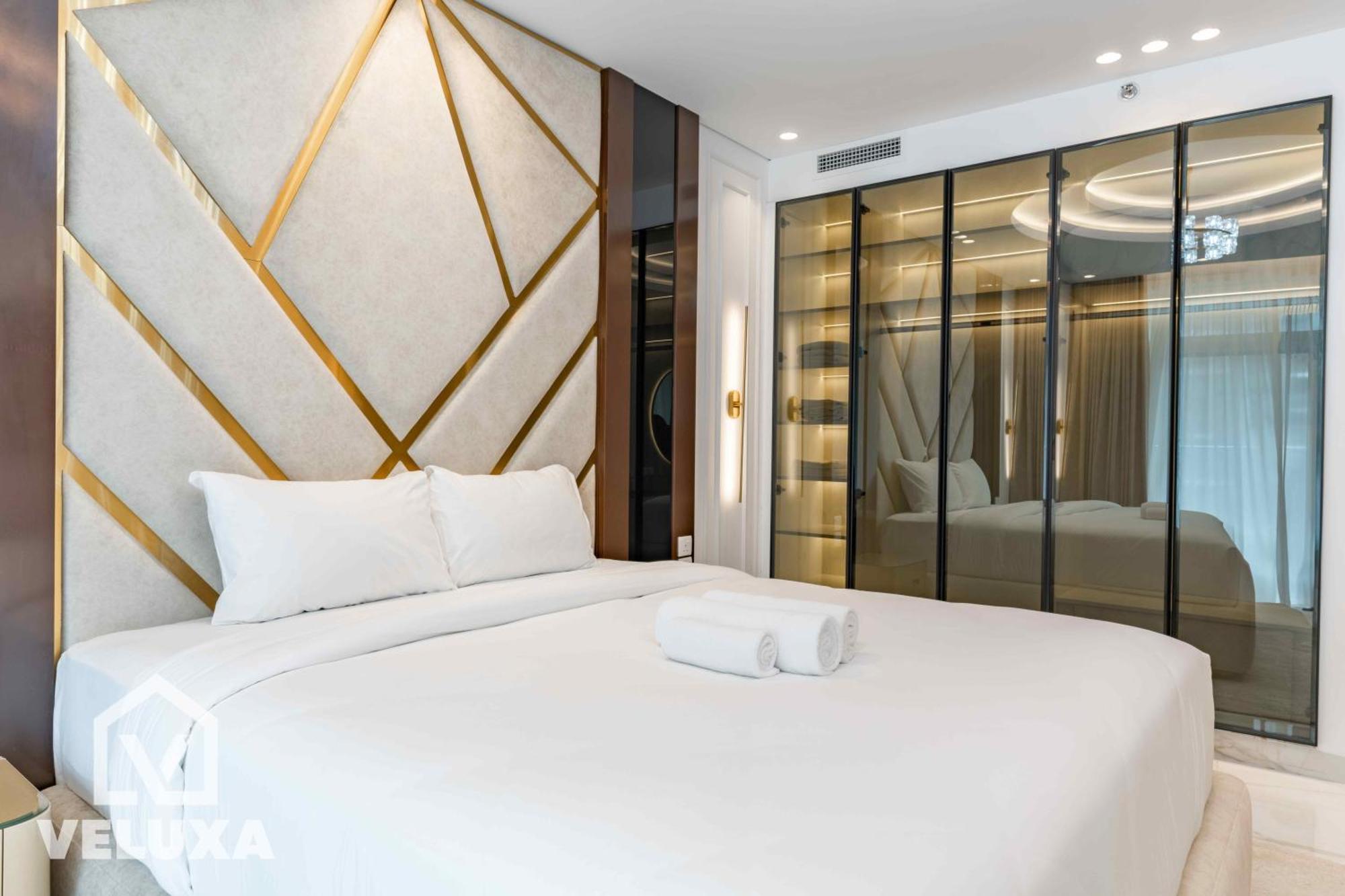 Splendid 1 Bedroom In Burj Views Dubai