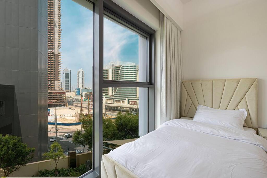 Apartment 2 Bedroom Luxury Full Burj Views Dubai