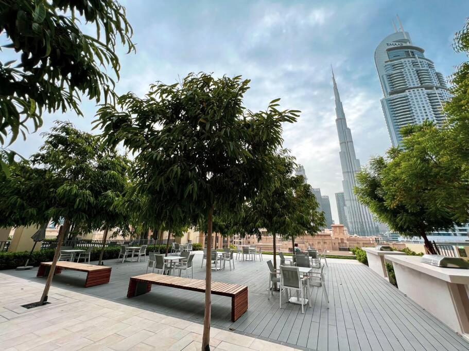 2 Bedroom Luxury Full Burj Views *