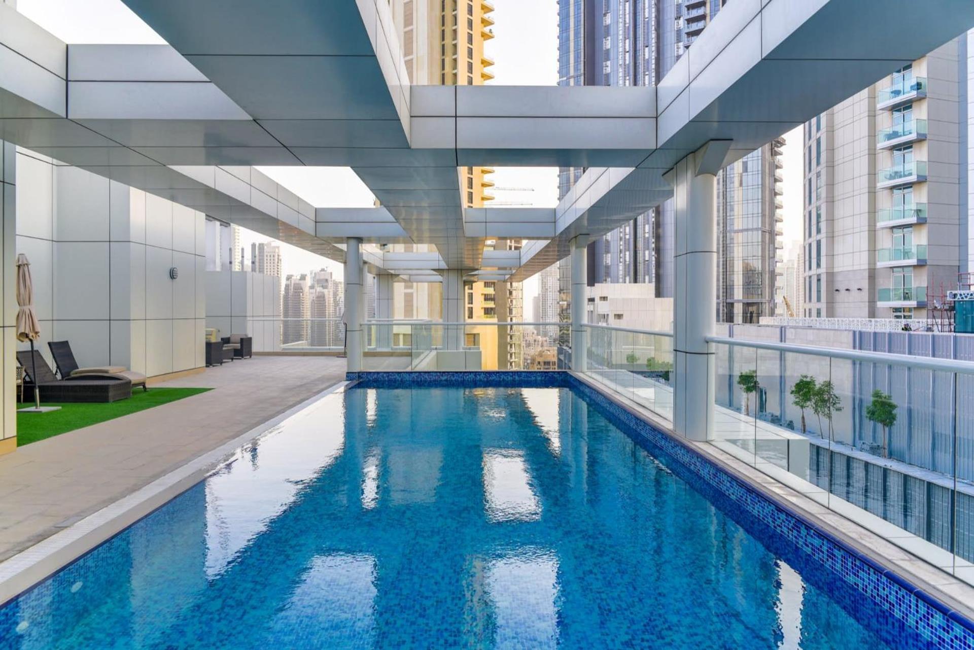 Frank Porter - Mon Reve Apartment Dubai