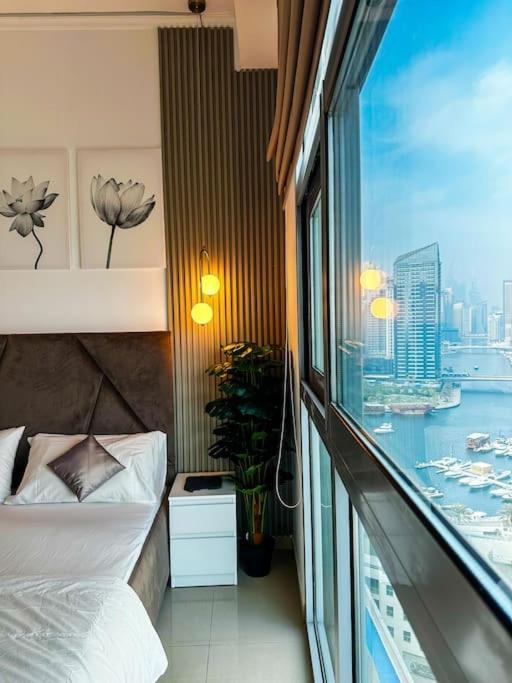 Marina View High Floor Huge In Marina Dubai