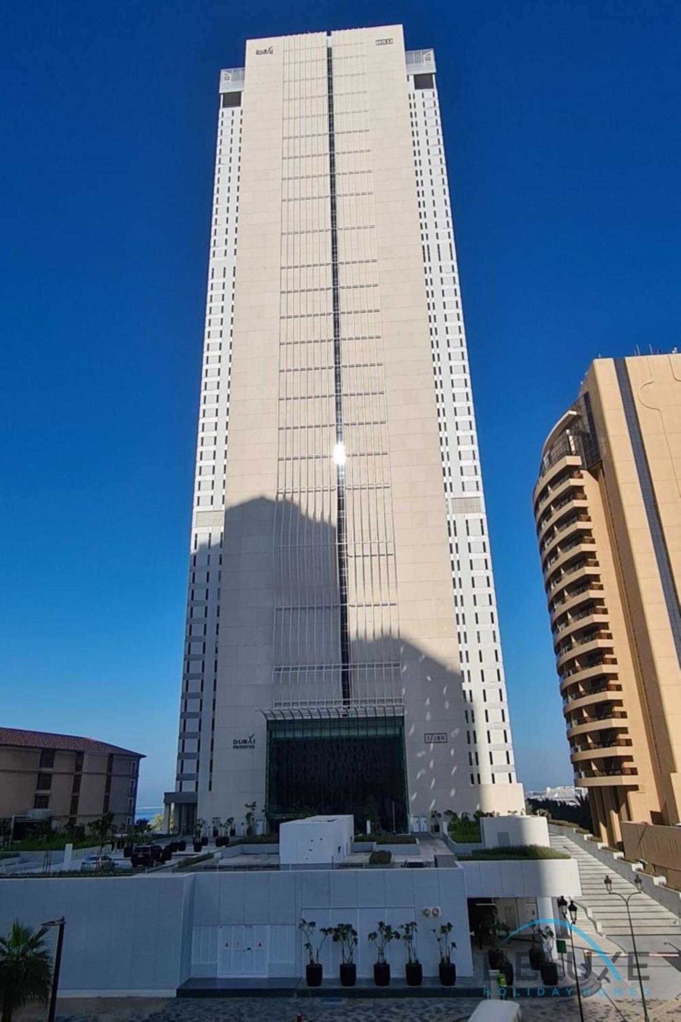 Picturesque 3br With Assistant In The One Jbr By Deluxe Homes Apartment *
