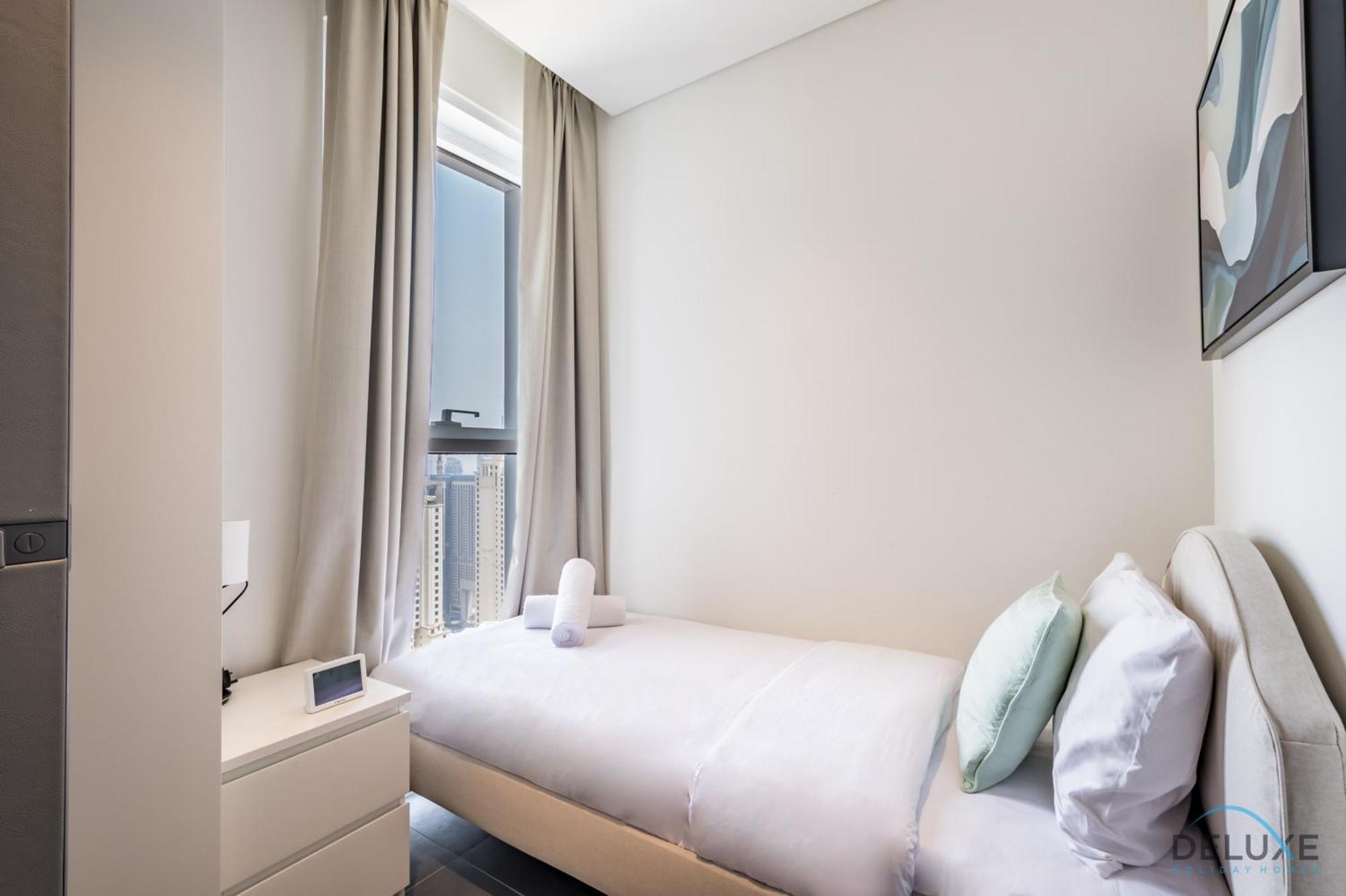 Picturesque 3br With Assistant In The One Jbr By Deluxe Homes * Dubai