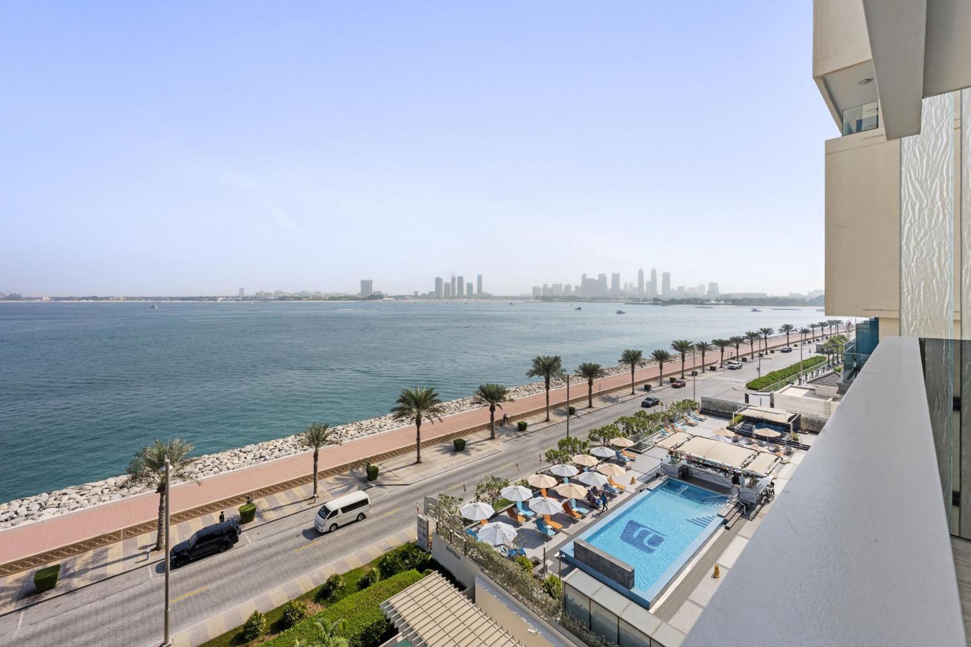 Vayk - Ultra Luxury Muraba Residences On The Palm
