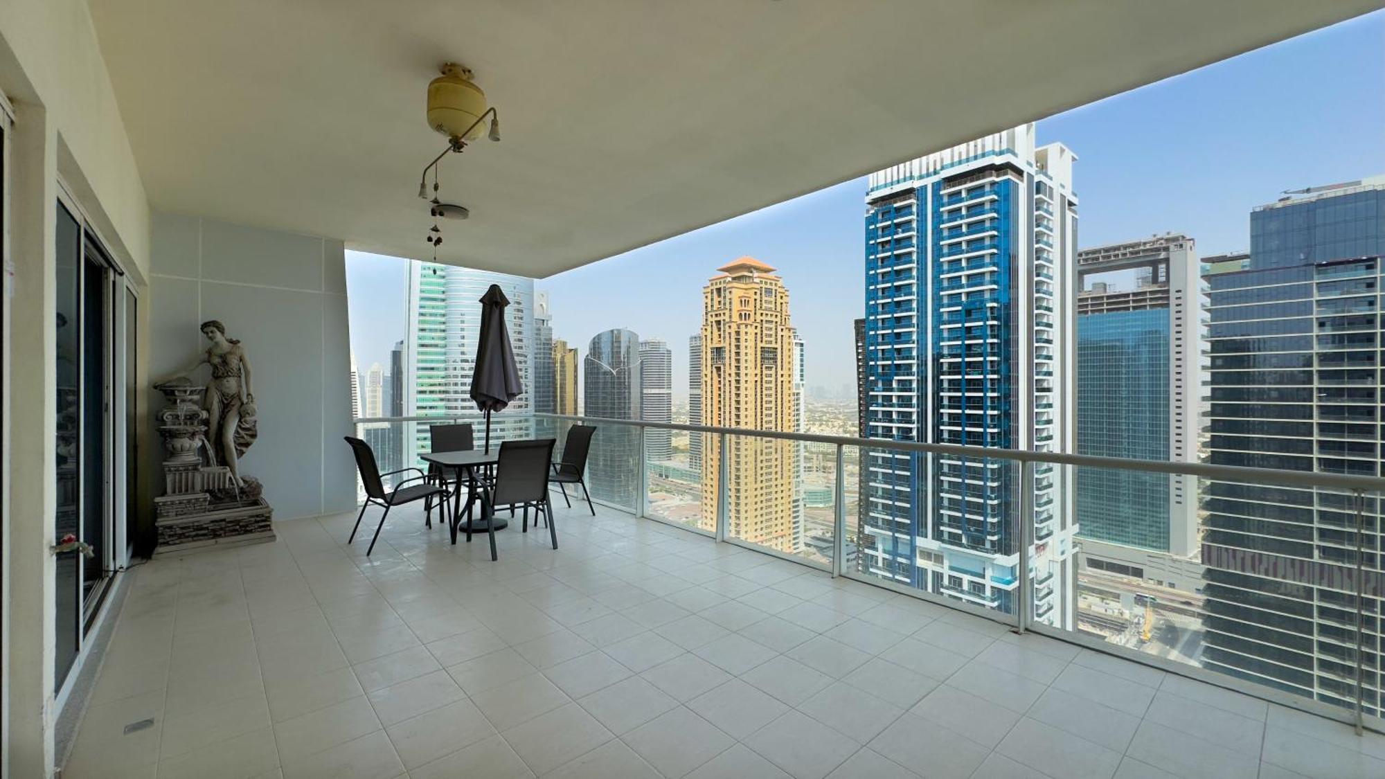 Jumeriah Tower Dubai