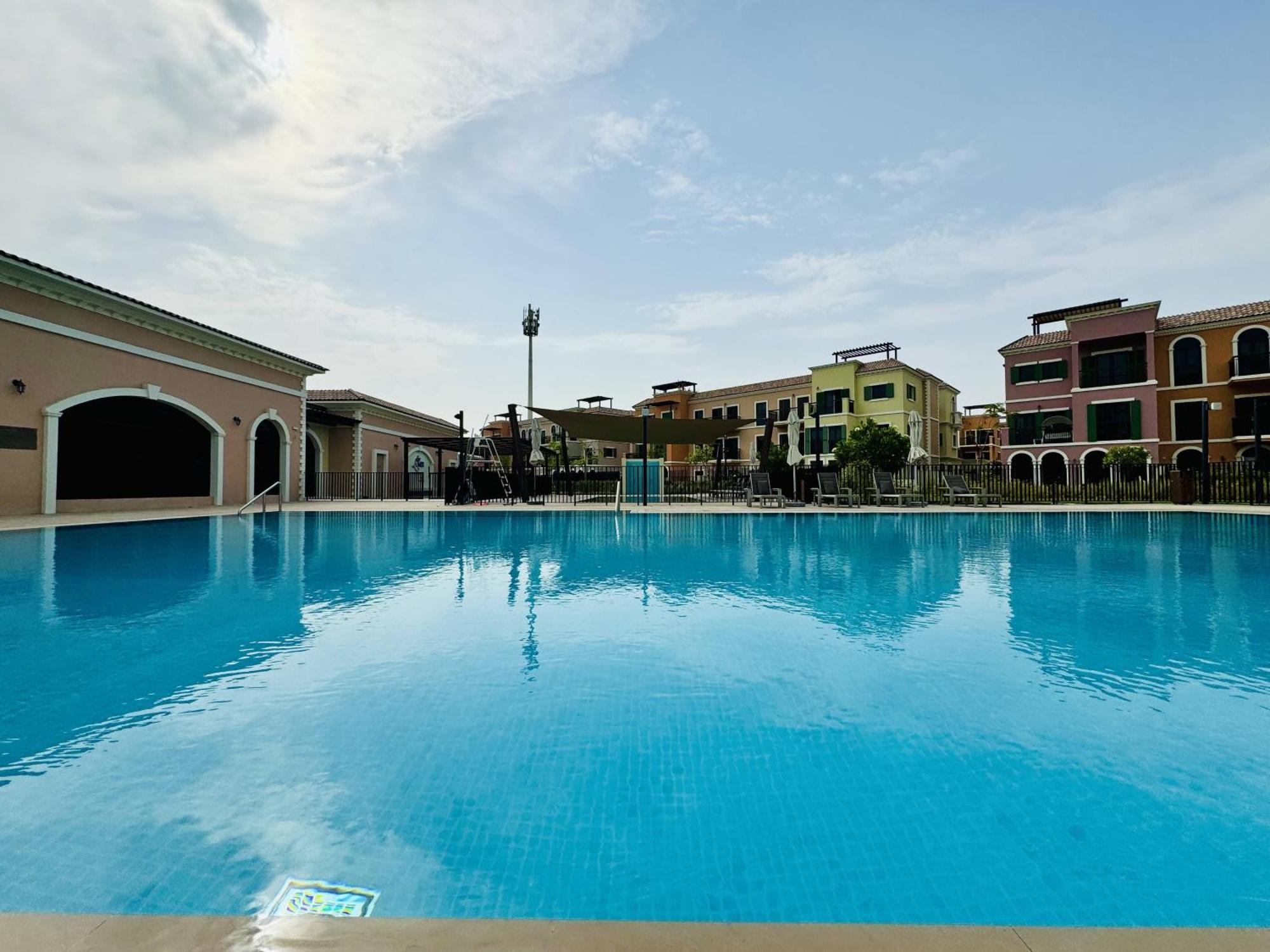 Venduras - Spacious 4-bedroom Luxury In La Mer, * Dubai