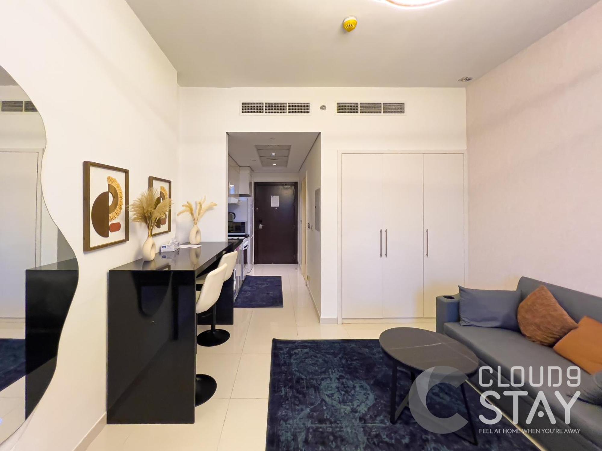 Apartment Cloud 9 - Damac Ghalia Tower Dubai