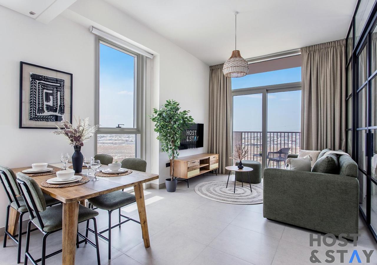 Modern 2br Gem In Hills *