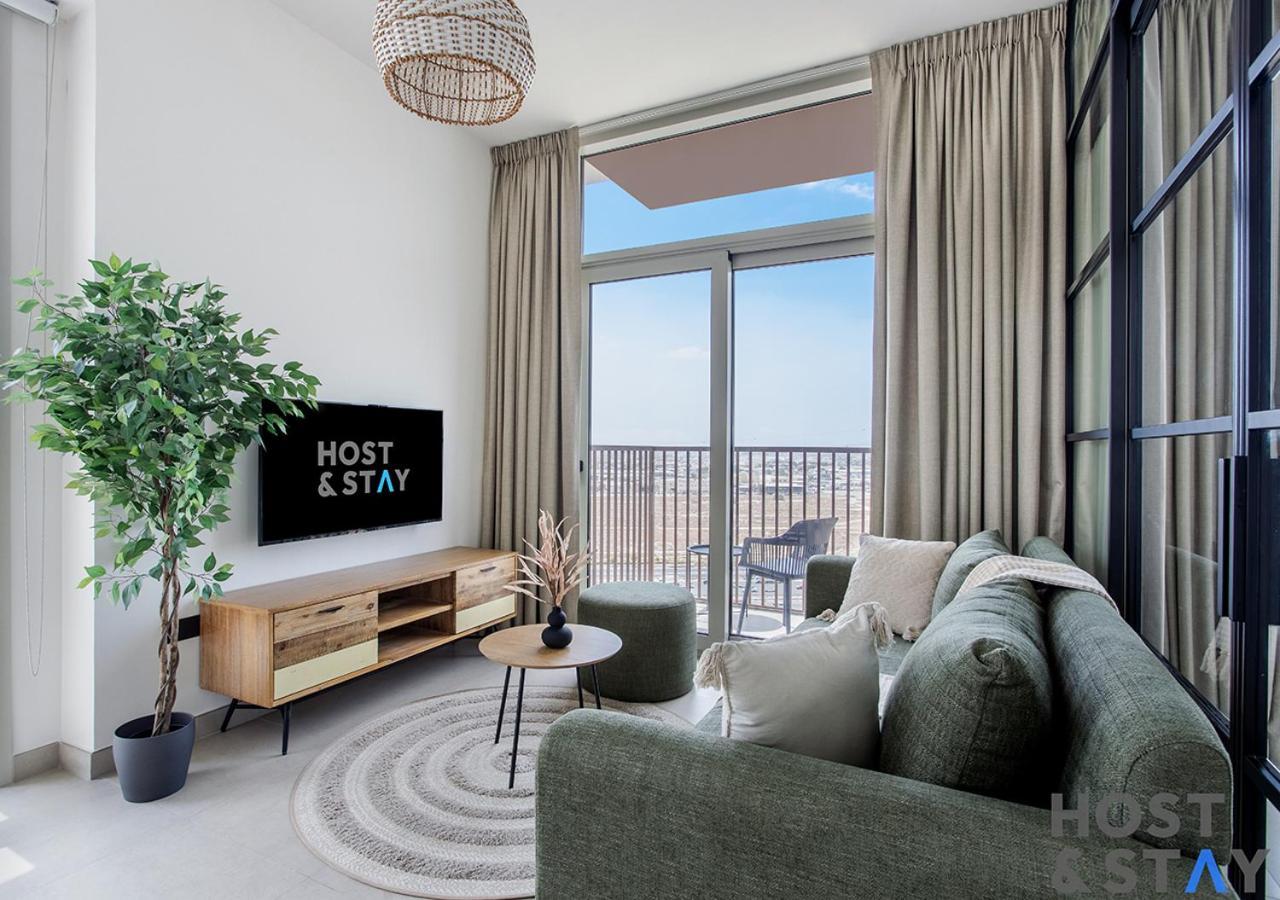Modern 2br Gem In Hills
