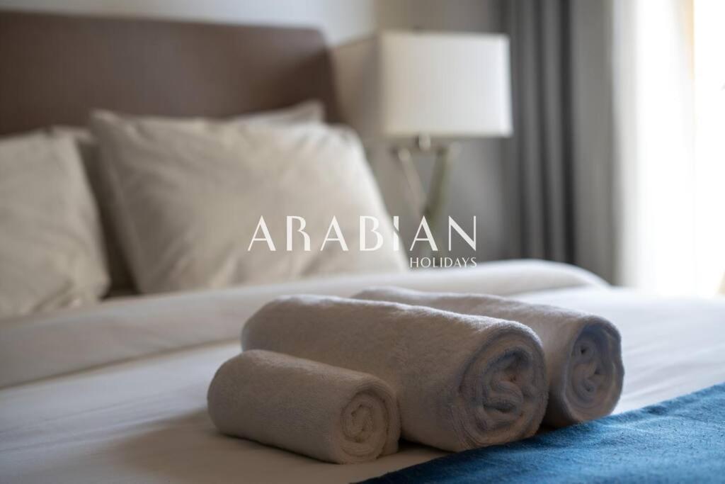 Beautiful 2br In Prime Jbr Location At Shams 1 *
