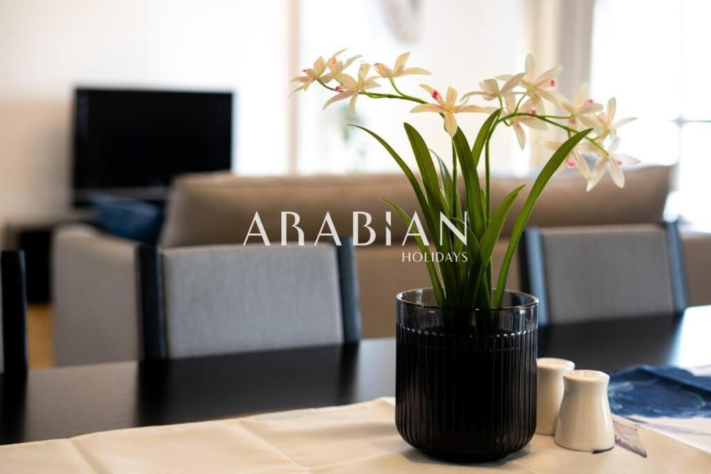 Apartment Beautiful 2br In Prime Jbr Location At Shams 1