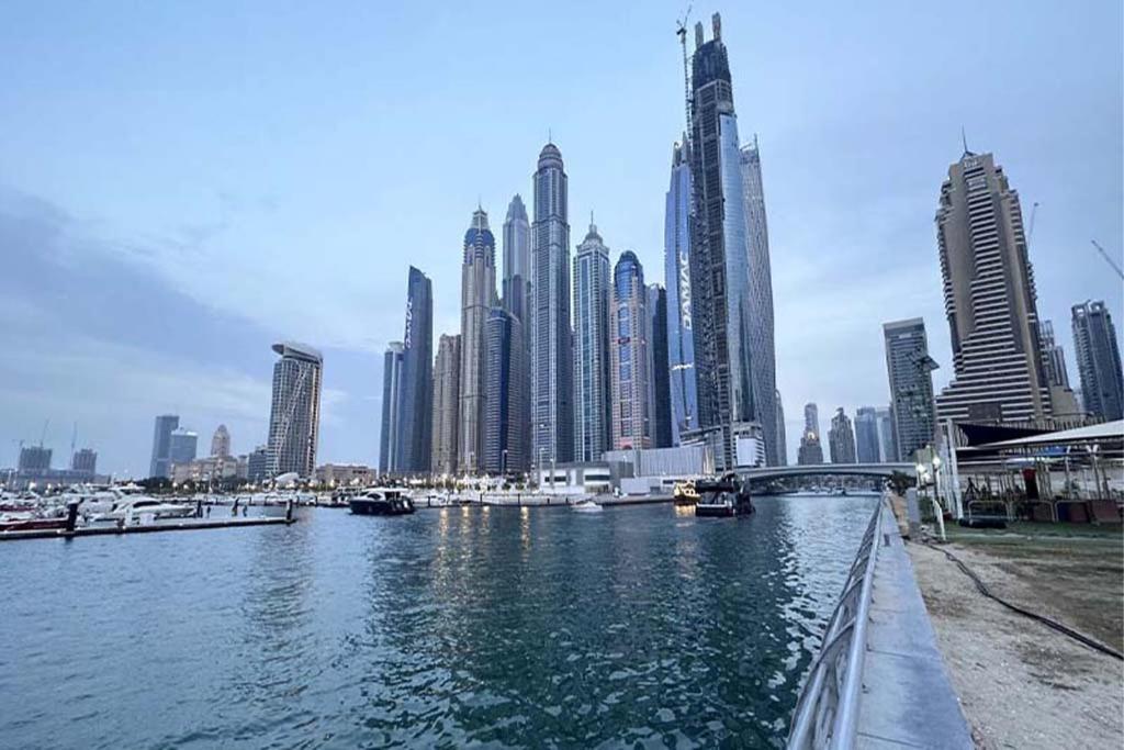 Beautiful 2br In Prime Jbr Location At Shams 1