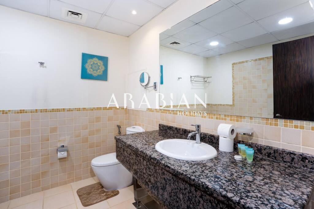 Apartment Beautiful 2br In Prime Jbr Location At Shams 1 Dubai