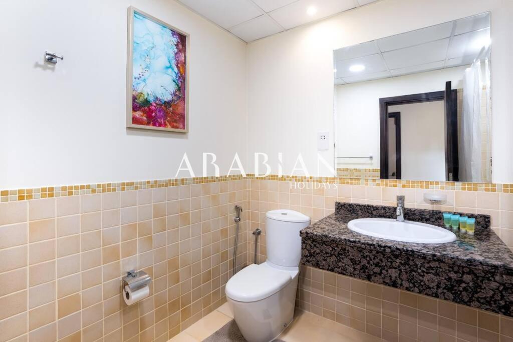 Beautiful 2br In Prime Jbr Location At Shams 1 Apartment Dubai