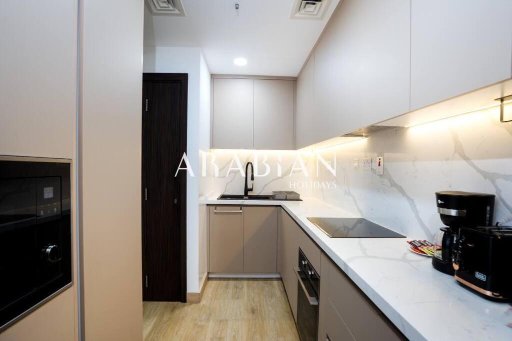 Apartment Beautiful 2br In Prime Jbr Location At Shams 1 *