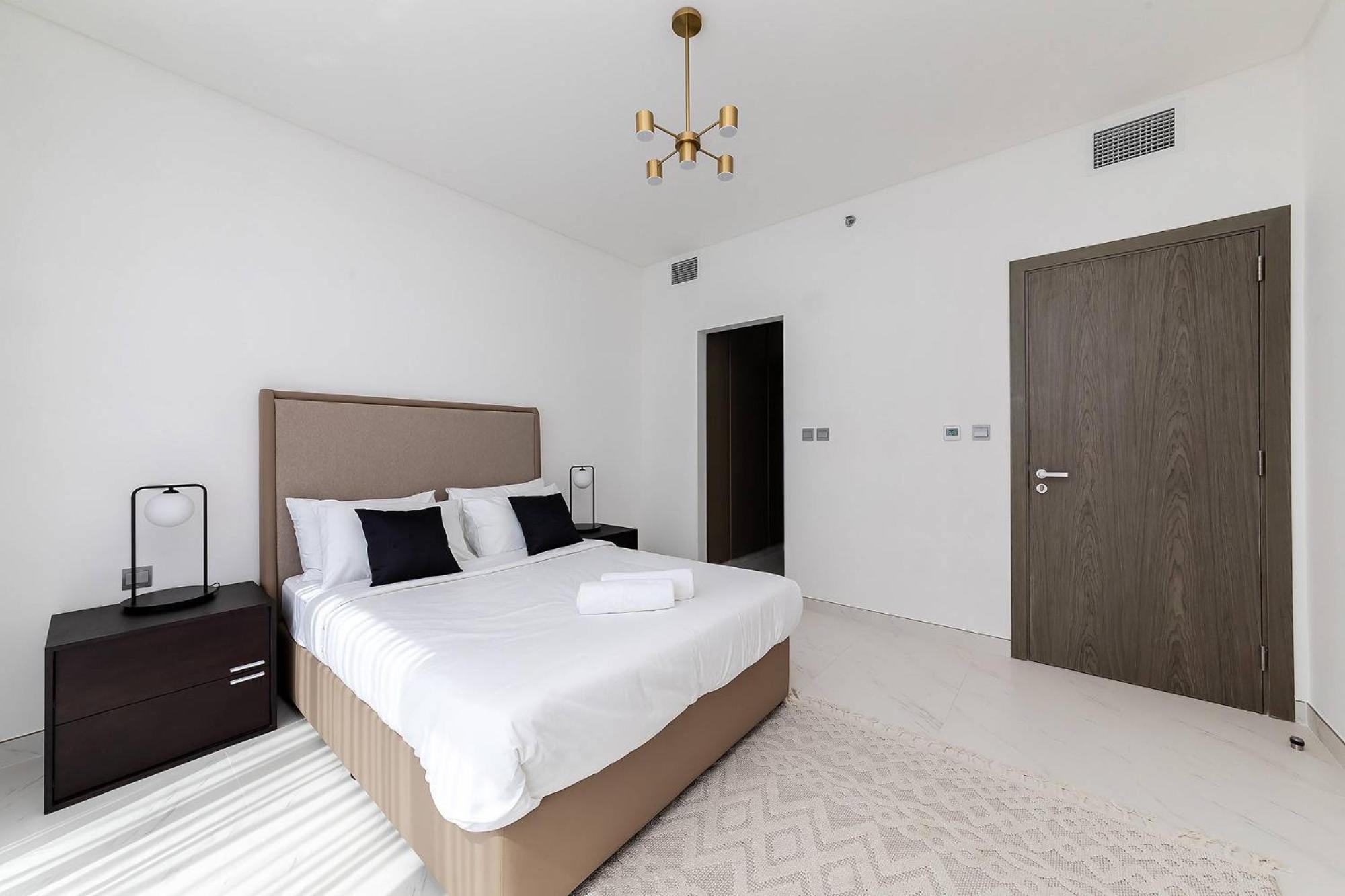 Spacious 1 Bedroom Lagoon * Dubai